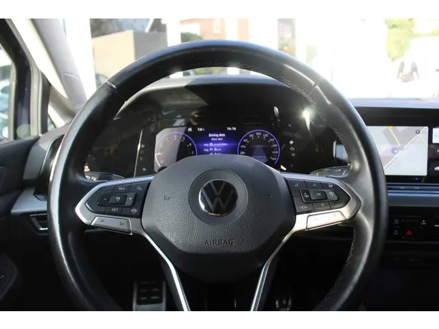 Volkswagen Golf 1.0 TSI Life Business 2022 Benzine 7