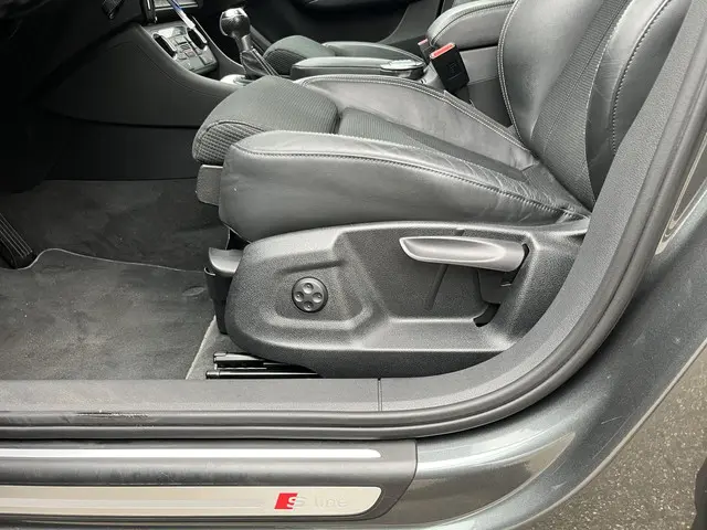 Audi Q3 1.4 TFSI CoD Sport Advance Sport 2018 Benzine 16