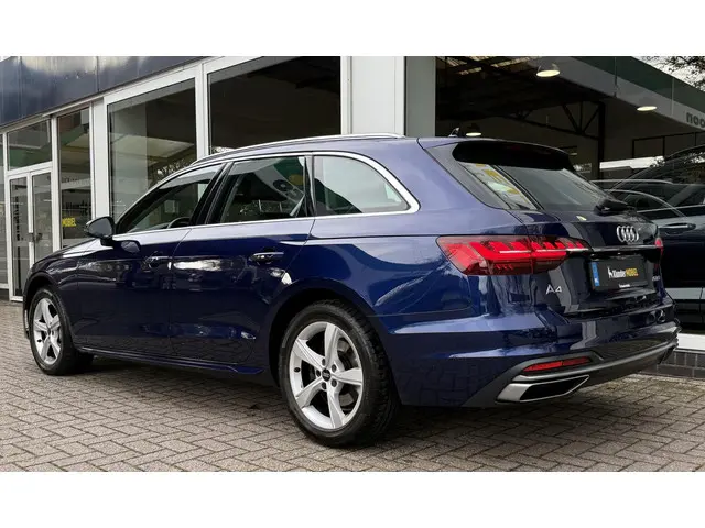 Audi A4 Avant 40 TFSI Advanced Edition 2022 Benzine 10