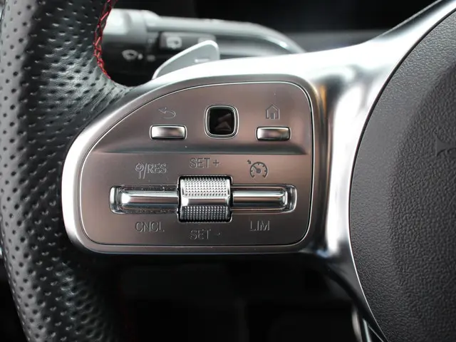 Mercedes-Benz A-Klasse 200 AMG Line 2022 Benzine 14