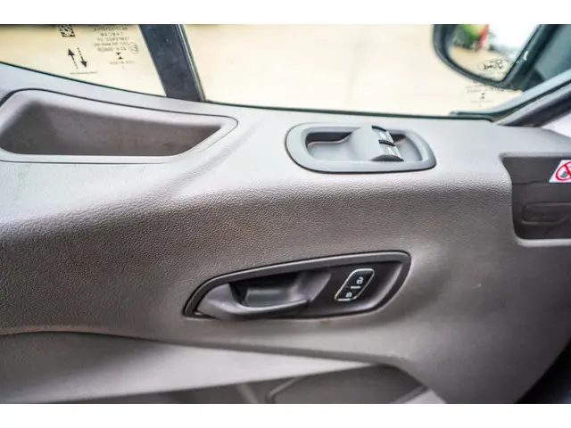 Ford Transit 2.0 TDCI 2022 Diesel 18