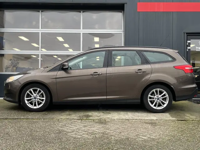 Ford Focus Wagon 1.0 Trend 2016 Benzine 5