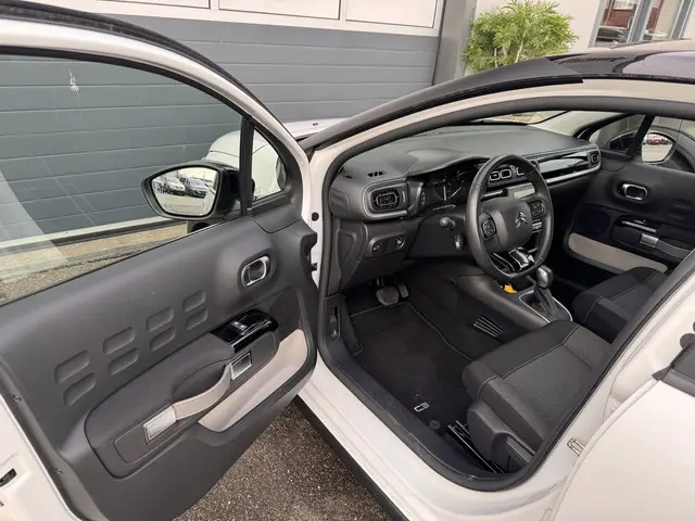 Citroën C3 1.2 PureTech C-Series 2023 Benzine 17