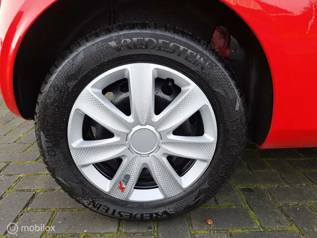 Ford Ka 1.2 Champions Edition start/stop 2013 Benzine 9