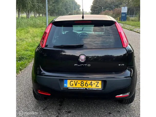 Fiat Punto Evo 0.9 TwinAir Lounge 2015 Benzine 6