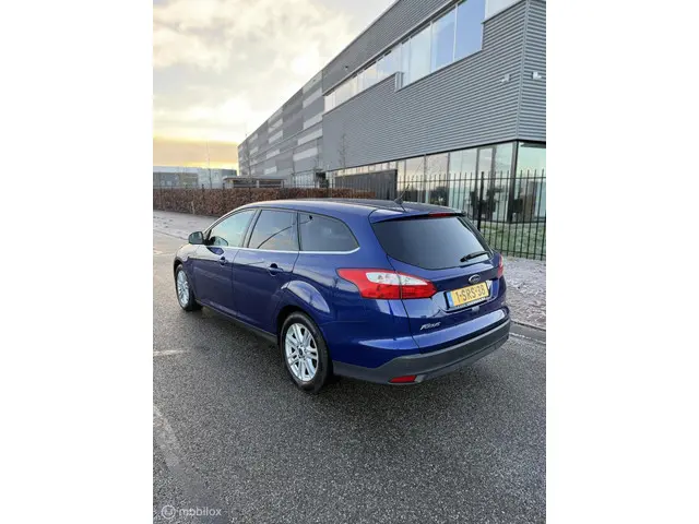 Ford Focus Wagon 1.0 EcoBoost Titanium 2013 Benzine 3