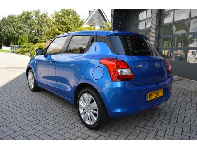 Suzuki Swift 1.2 Select 2017 Benzine 4