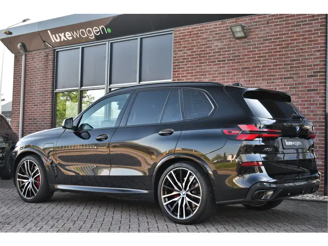 BMW X5 xDrive50e M-Sport Pro 2023 Hybride Benzine 6