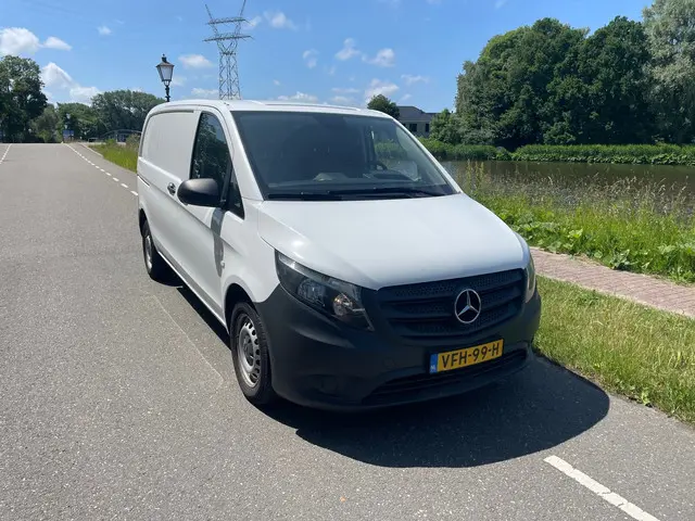 Mercedes-Benz Vito 110 CDI Lang 2020 Diesel 2