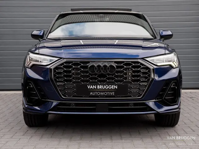 Audi Q3 Sportback 45 TFSI e S-Line 2022 Hybride Benzine 6