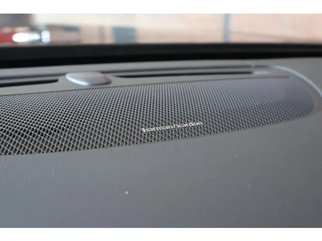 Volvo S90 T8 AWD Ultimate Dark 2024 Hybride Benzine 54