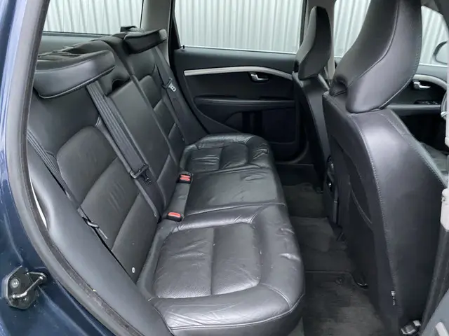 Volvo V70 1.6 T4 Limited Edition 2012 Benzine 17