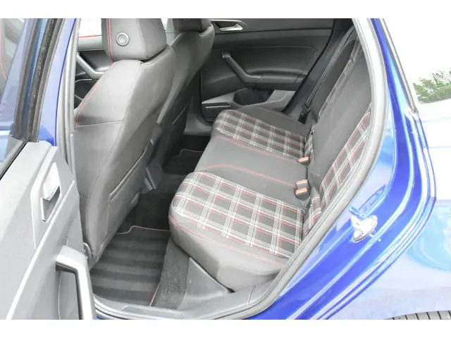 Volkswagen Polo 2.0 TSI GTI 2018 Benzine 12