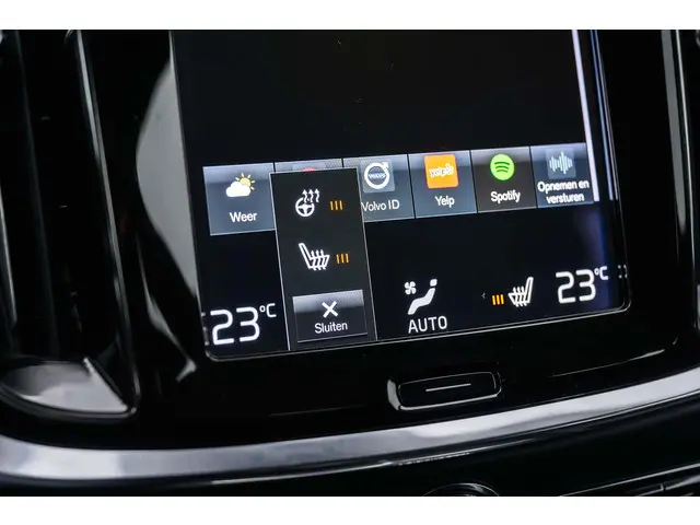 Volvo V60 2.0 B3 Momentum Advantage 2020 Benzine 26