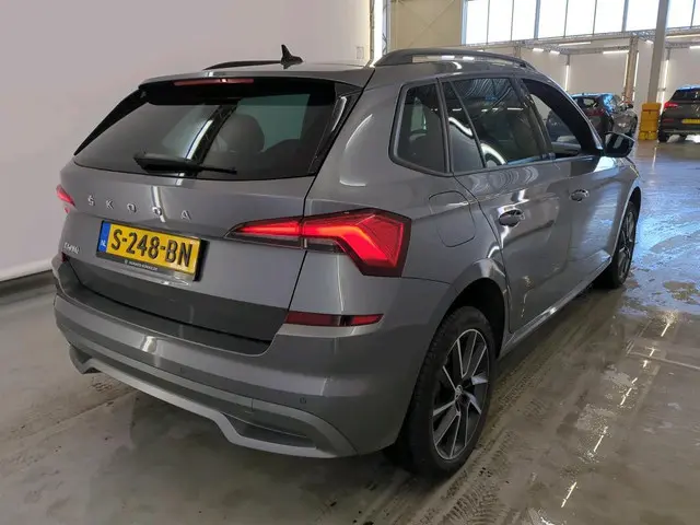 Škoda Kamiq 1.5 TSI ACT Sport Business 2023 Benzine 8