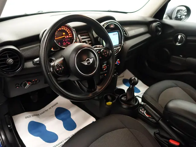 MINI Cooper 2