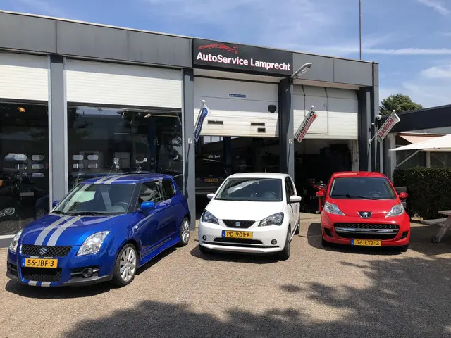 Volvo V40 1.6 T2 Momentum 2014 Benzine 29