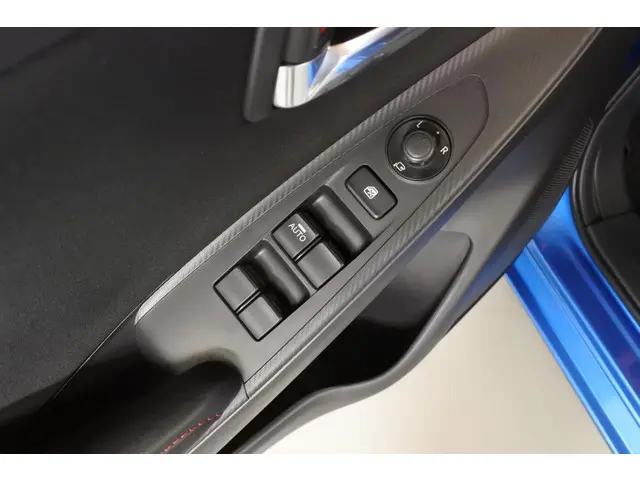 Mazda 2 1.5 115pk 6 bak GT-M 2015 Benzine 15