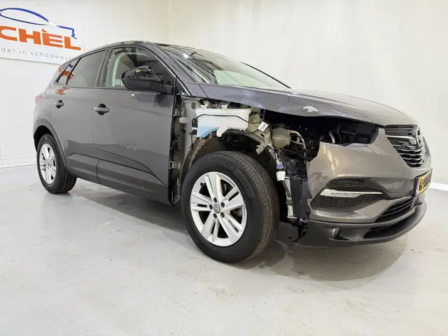 Opel Grandland X 3