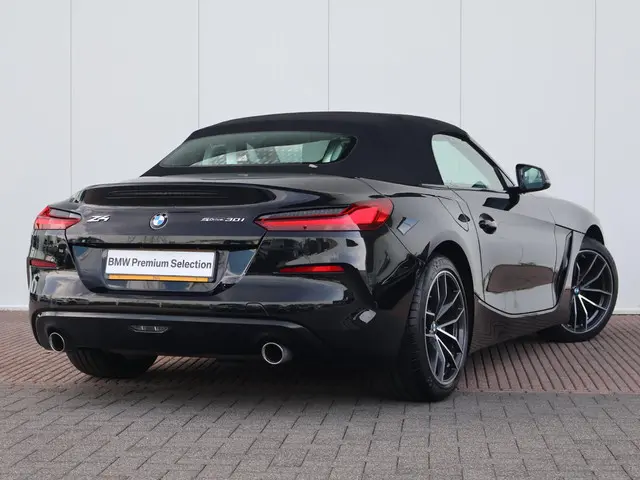 BMW Z4 Roadster sDrive30i High Executive 2021 Benzine 8