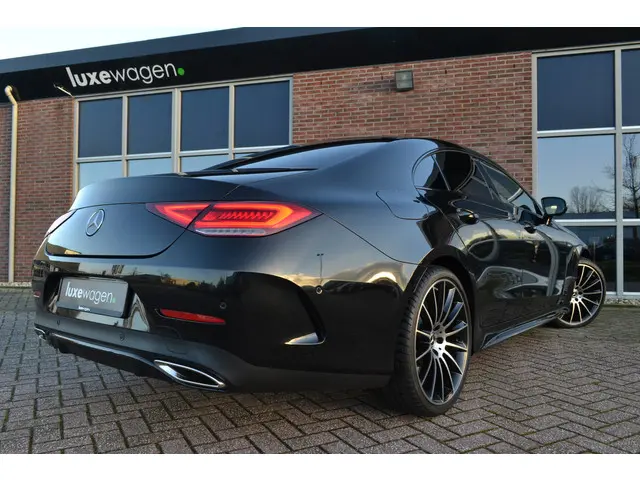 Mercedes-Benz CLS 450 4M Ed.1 AMG 2019 Benzine 27