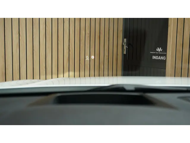 Volvo V90 2.0 T6 320PK AWD Inscription 2017 Benzine 26