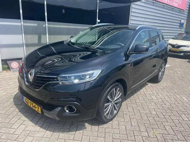 Renault Kadjar 1.2 TCe Bose / navigatie 2015 Benzine 19