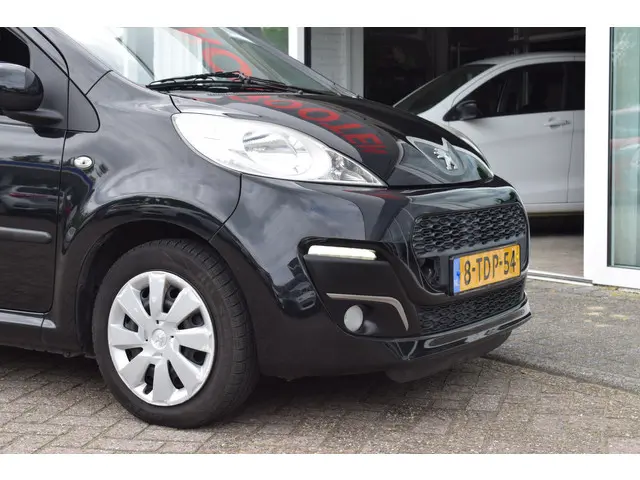 Peugeot 107 1.0 Active//Airco//5drs//72.610km!! 2014 Benzine 21