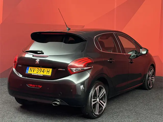 Peugeot 208 2