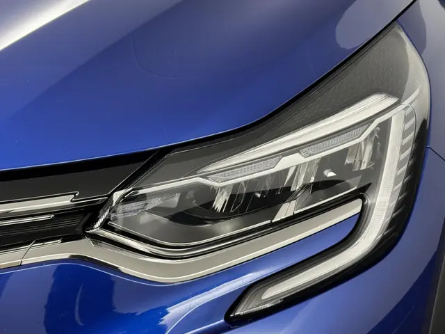 Renault Captur 1.0 TCe 90 Techno 2023 Benzine 18