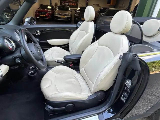 MINI One Cabrio Mini 1.6 Chili 64000km 2013 Benzine 11