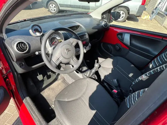 Citroën C1 1.0 First Edition *Airco*Garantie 2012 Benzine 9