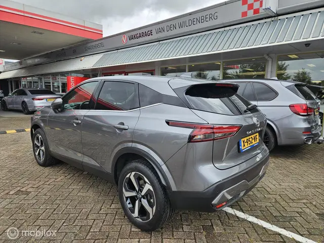 Nissan QASHQAI 1.3 MHEV Xtronic N-Connecta 2023 Benzine 3