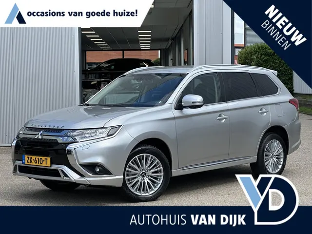 Mitsubishi Outlander 2.4 PHEV Pure+ 2019 Hybride Benzine