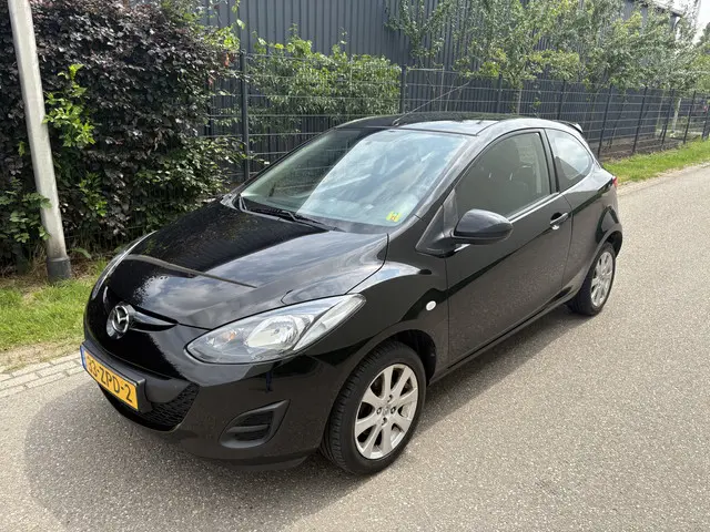 Mazda 2 2