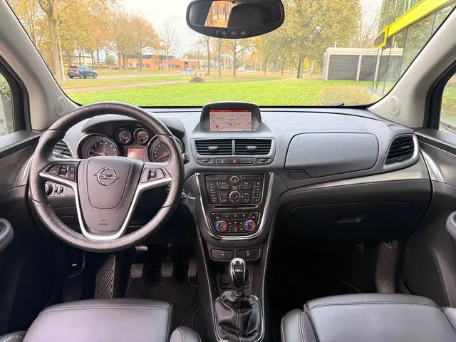 Opel Mokka 1.4 T Innovation 2016 Benzine 15
