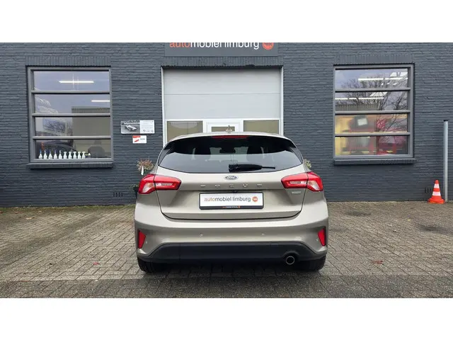 Ford Focus 1.0 Titanium 2019 Benzine 6