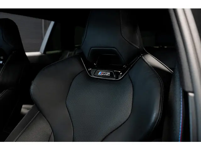 BMW M5 5-serie Touring 2025 Hybride Benzine 34