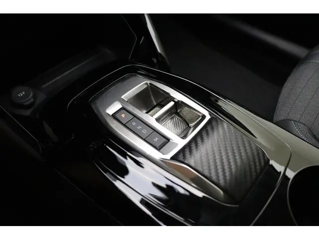 Peugeot 208 1.2 PureTech Allure Pack 2022 Benzine 19