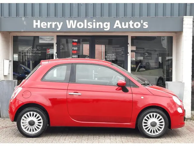 Fiat 500 1.2 Lounge Airconditioning... 2013 Benzine 5