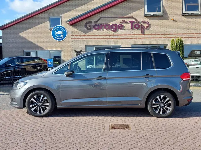 Volkswagen Touran 1.6 TDI Highline 7p 2019 Diesel 9