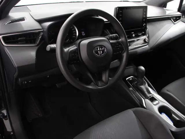 Toyota Corolla 1.8 Hybrid Comfort 2021 Hybride Benzine 2