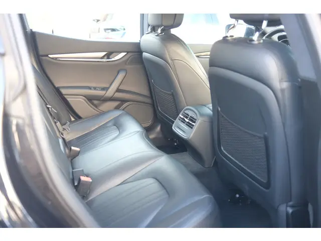 Maserati Ghibli S Q4 410 2016 Benzine 34