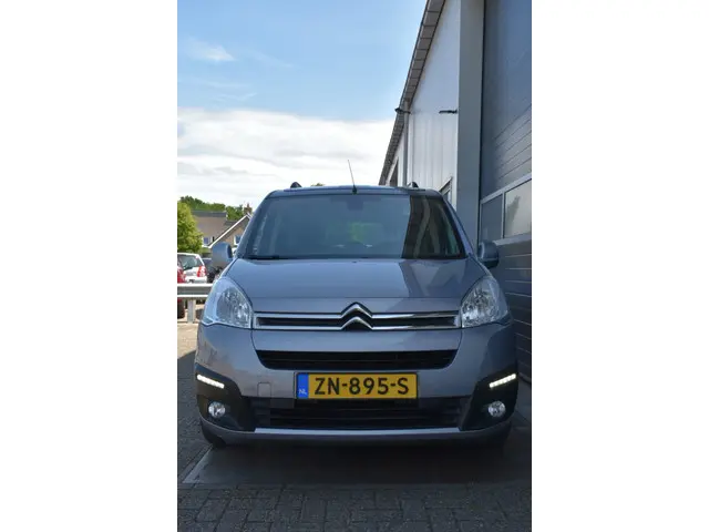 Citroën Berlingo 1.2 PureTech XTR 2016 Benzine 8