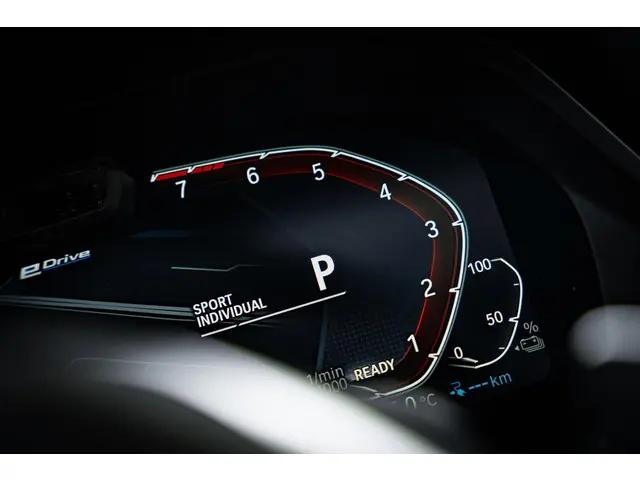 BMW X5 xDrive45e High Executive 2022 Hybride Benzine 26