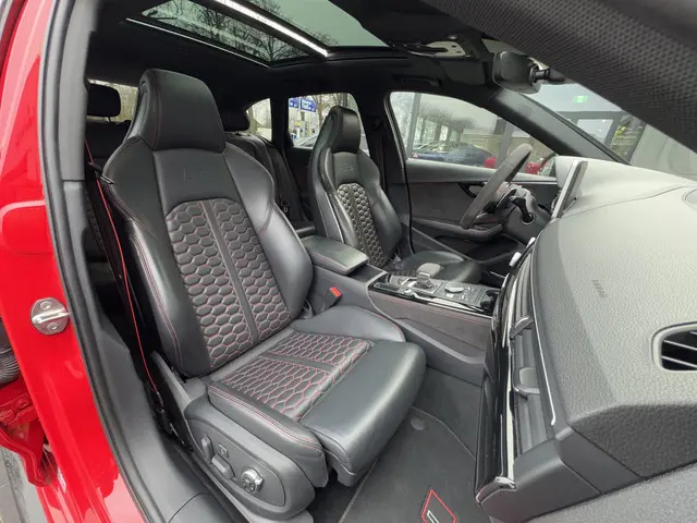 Audi RS4 Avant 2.9 TFSI quattro 2018 Benzine 16