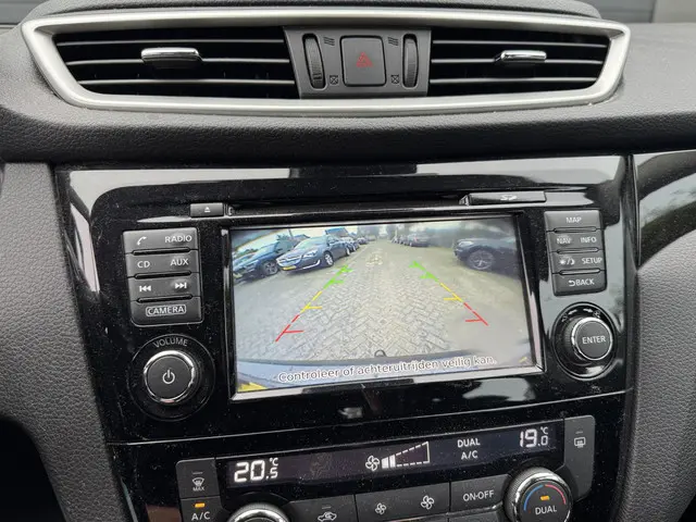 Nissan QASHQAI 1.2 N-Connecta 2017 Benzine 19