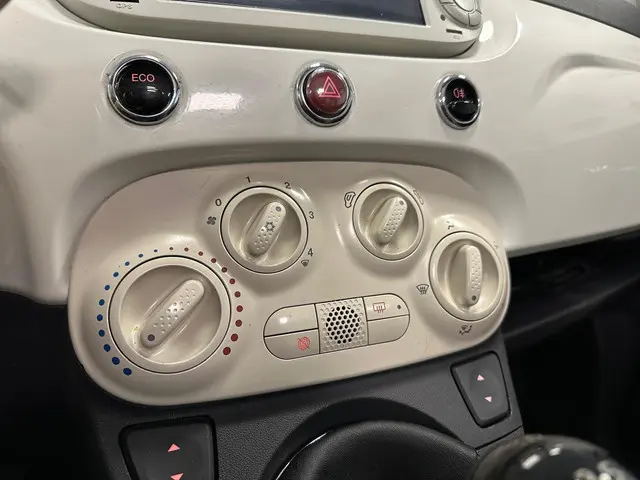 Fiat 500C 0.9 TwinAir Lounge AIRCO/CARPLAY 2013 Benzine 12