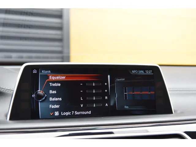 BMW 7 Serie 740Li High Executive 2016 Benzine 34