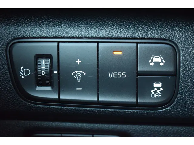 Kia Niro 1.6 GDi PHEV DynamicLine 2019 Hybride Benzine 34